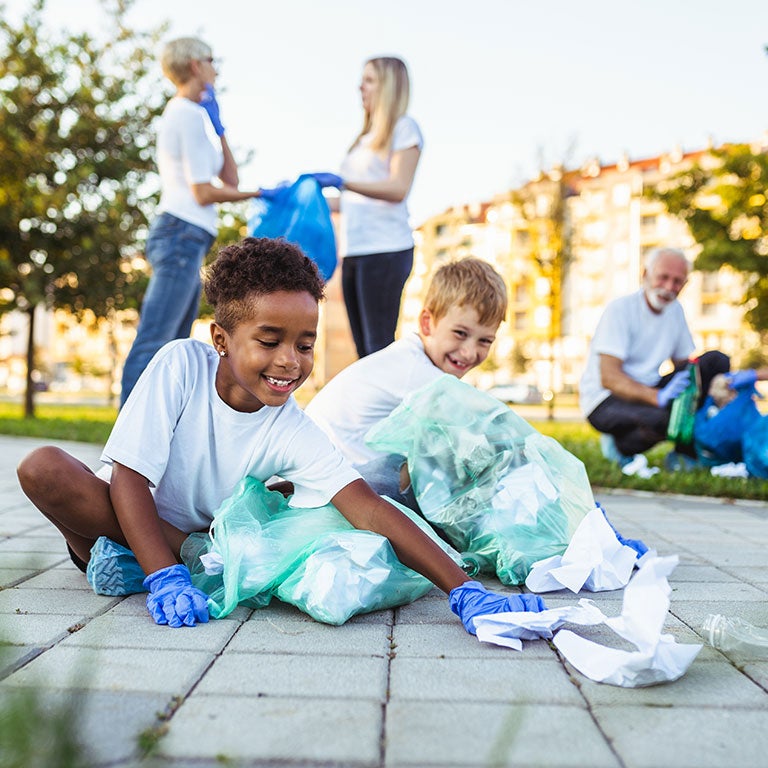 kids recycling